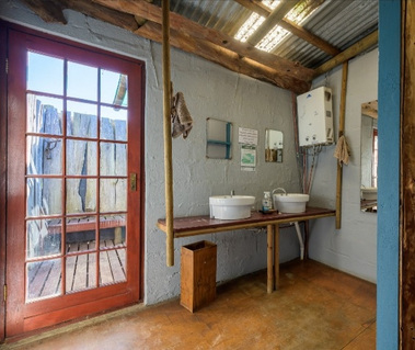 Men's bathroom
