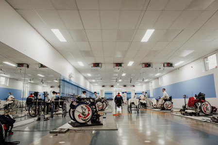 Compétition d&#x27;escrime à la salle après la semaine de stage handisport. Bordeaux, 16 janvier 2021