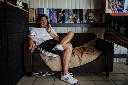 Reportage corporate dans la brasserie artisanale bio dans les landes. La petite Landaise. Portrait de Jean Francois Pottier et Julien Dumora, les brasseurs. Photos Alexandra de Dives &amp;#x2F; Collectif DR