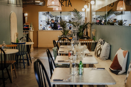 La salle de restaurant Orta à Bordeaux 