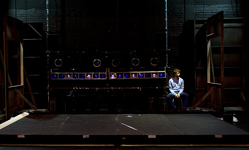London by Simon Stephens, Paines Plough, set &amp; costume designer Hannah Clark