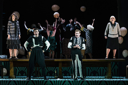 Così fan tutte, Northern Ireland Opera, set and costume designer Hannah Clark