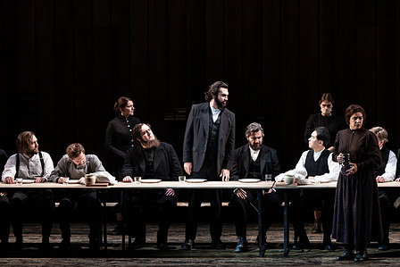 Stiffelio - Opéra National du Rhin. Designer Hannah Clark