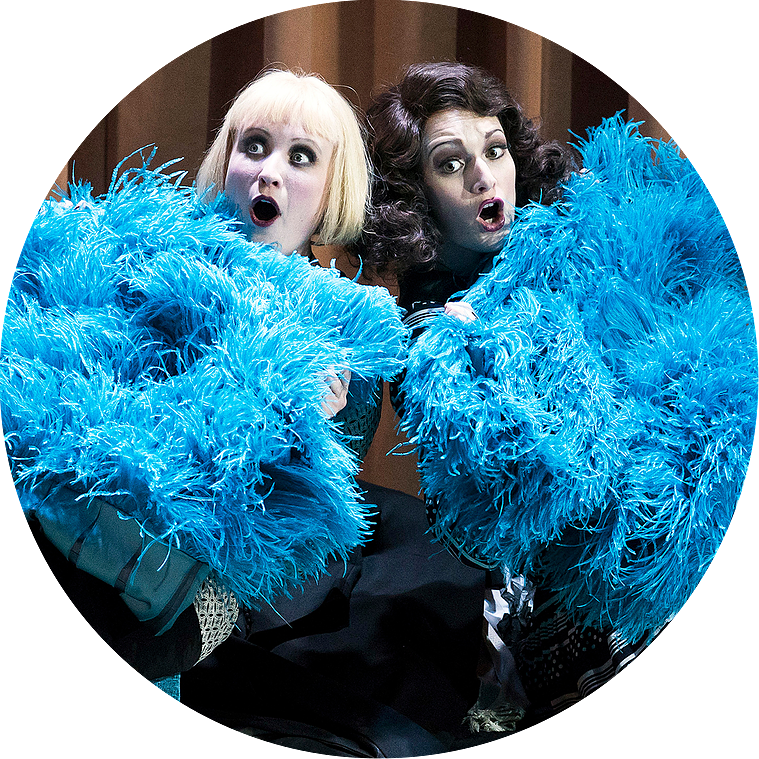 Così fan tutte set & costume designer Hannah Clark