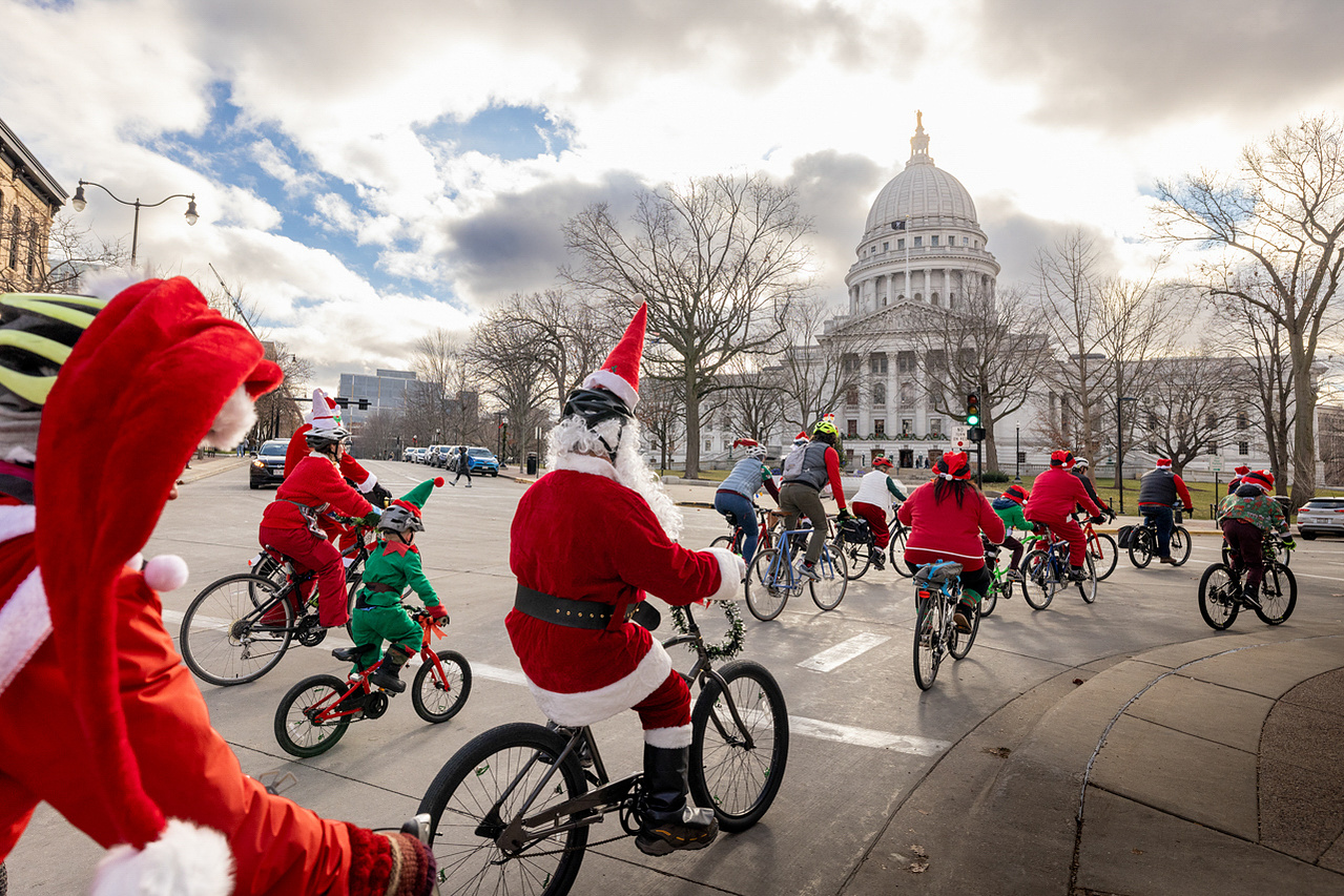 The world famous Santa Cycle Rampage in Madison, WI tourism event and editorial photograpy in Madison, Wi.