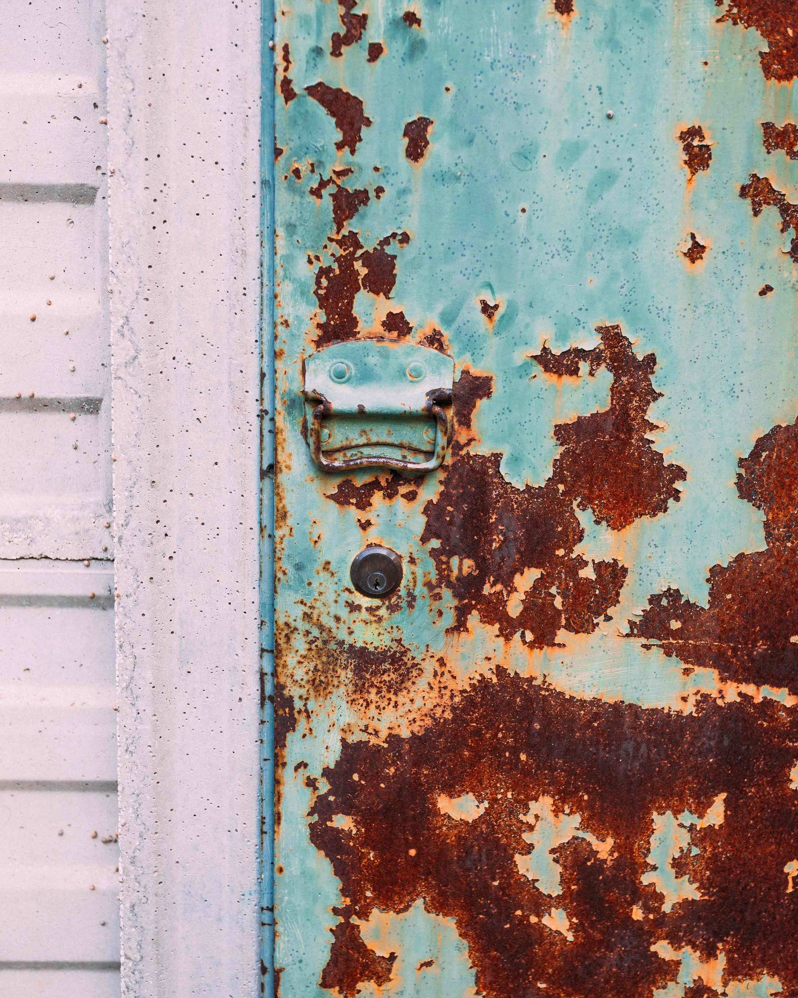 Rusty door details