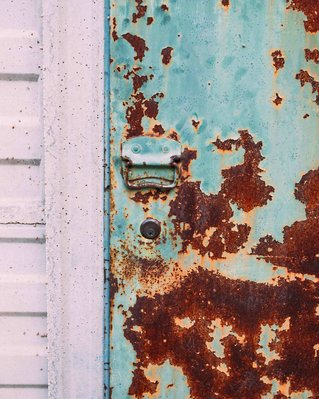 Rusty door details