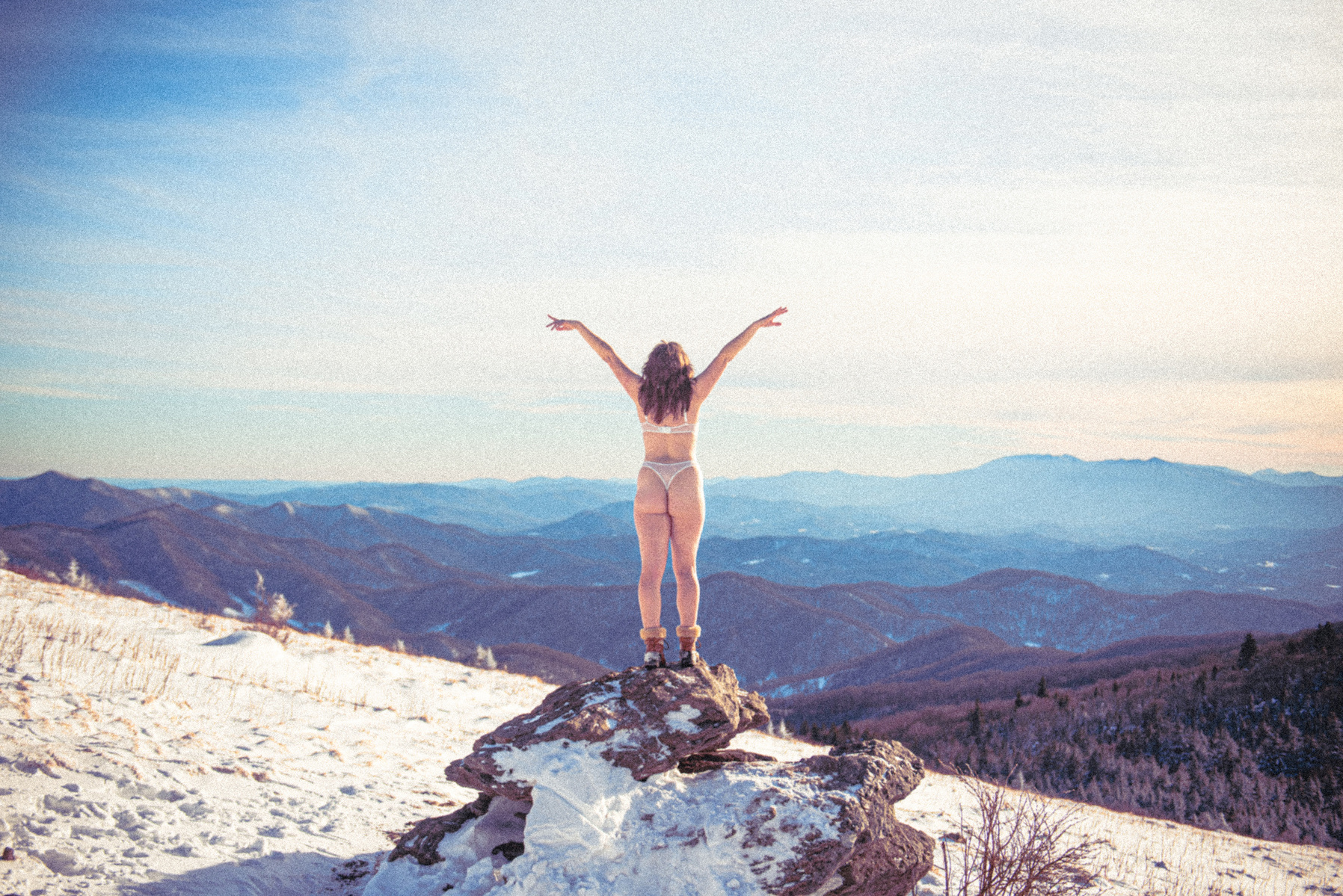 Outdoor Boudoir Photographer Asheville