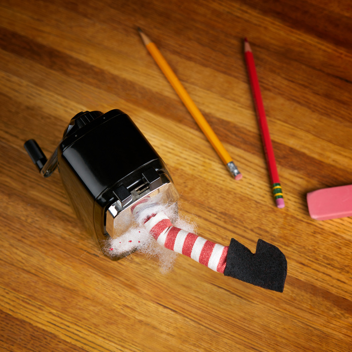 Elf Off, The Tragic End to an Elf Tradition.
https://elfoff.com