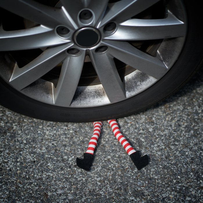 Elf Off, The Tragic End to an Elf Tradition.
https://elfoff.com