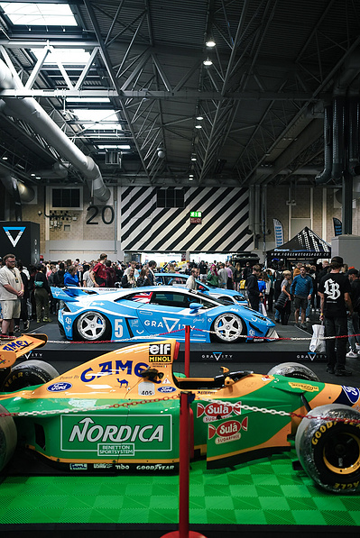 Gravity show 2024 The Liberty walk Lamborghini  and F1 car