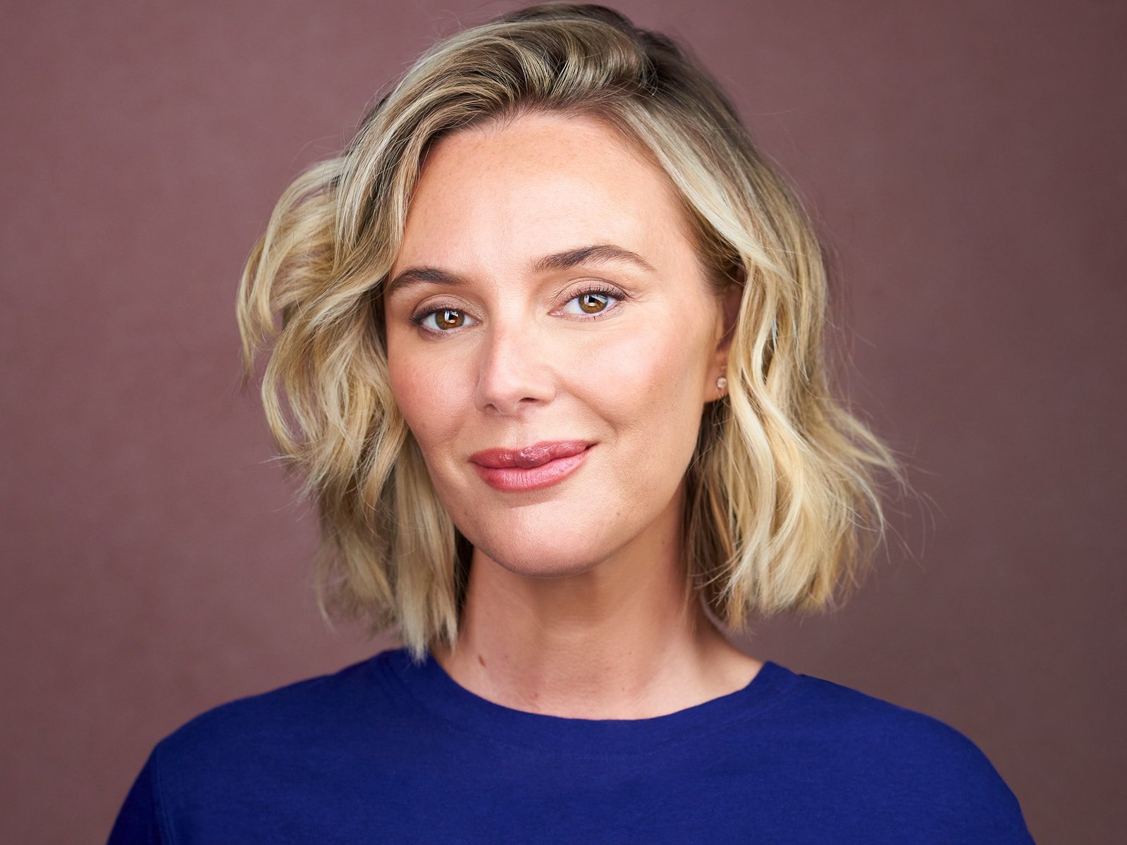 Align your personal brand with Austin's spirit through tailored headshots that resonate with the diverse local audience.