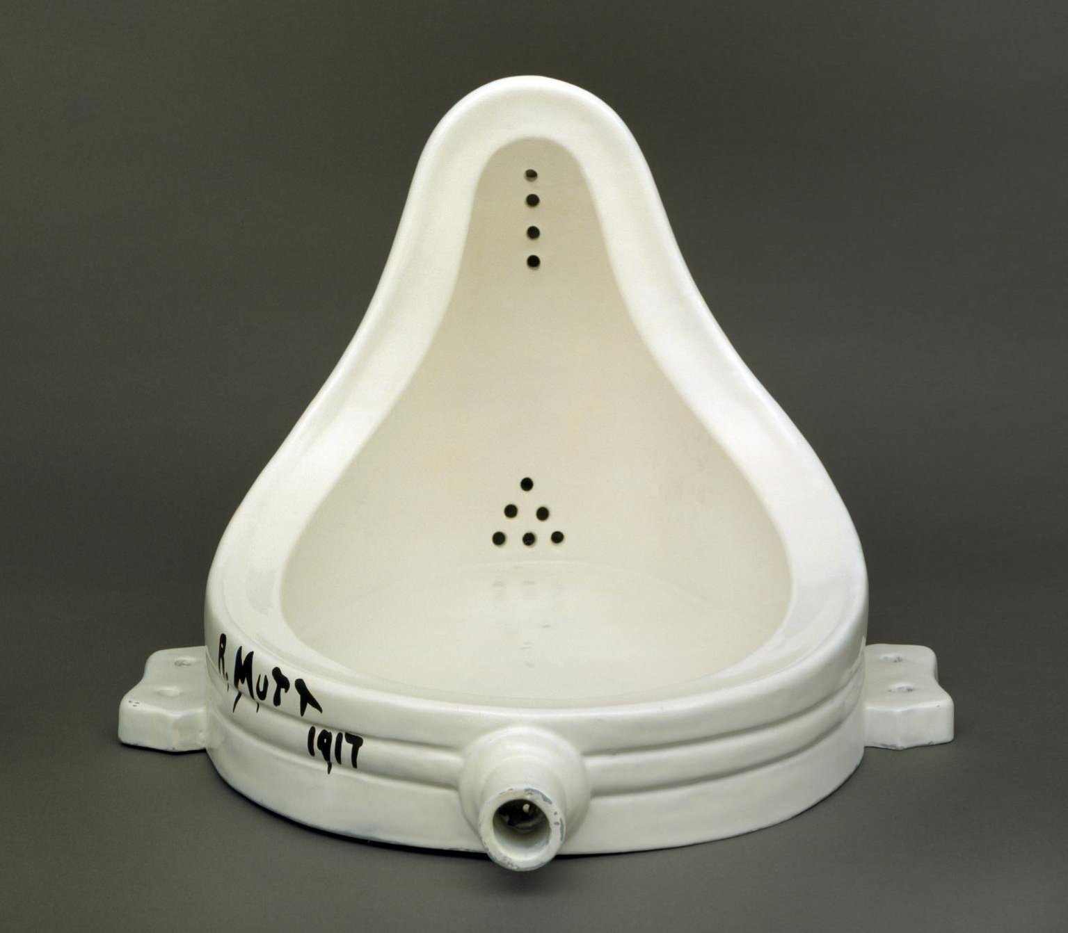 Fountain
Marcel Duchamp, 1917 (replica 1964)