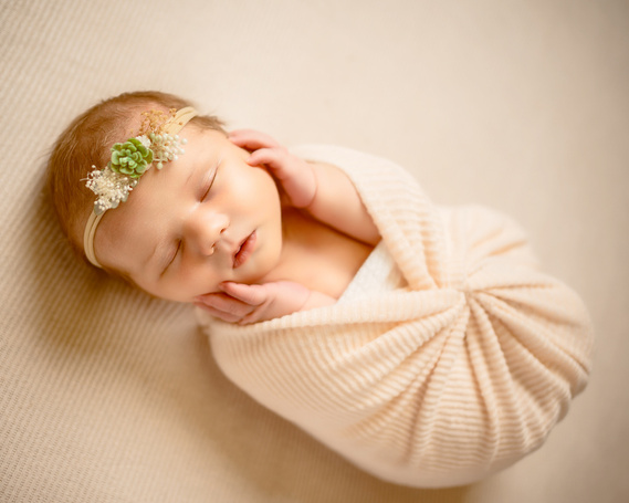 Stunning newborn baby girl. Simple but very authentic baby picture shot in Mequon Wisconsin. 