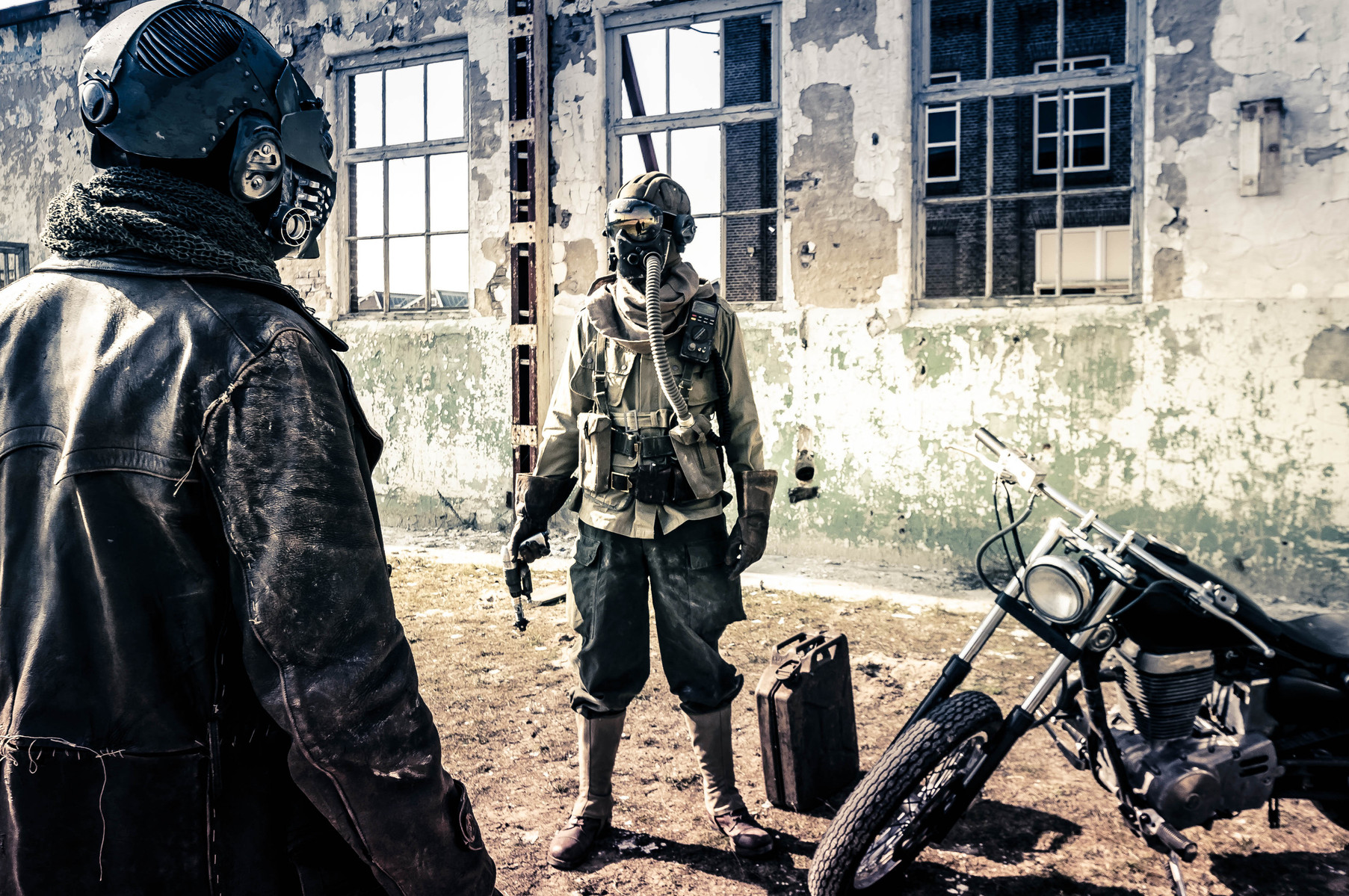 Dieselpunk, Two militair armed plus a motor