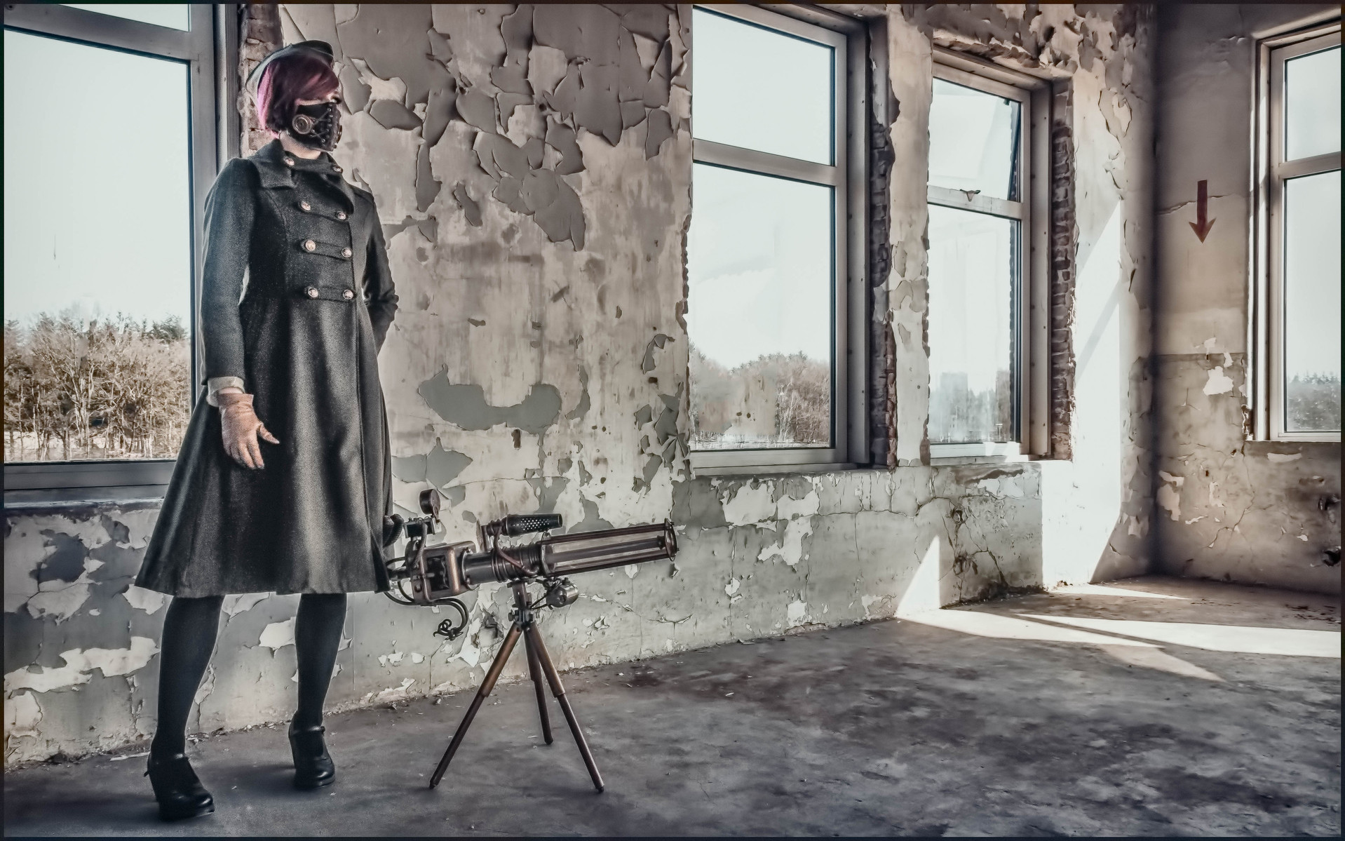 Dieselpunk, female militair with futuristic weapon