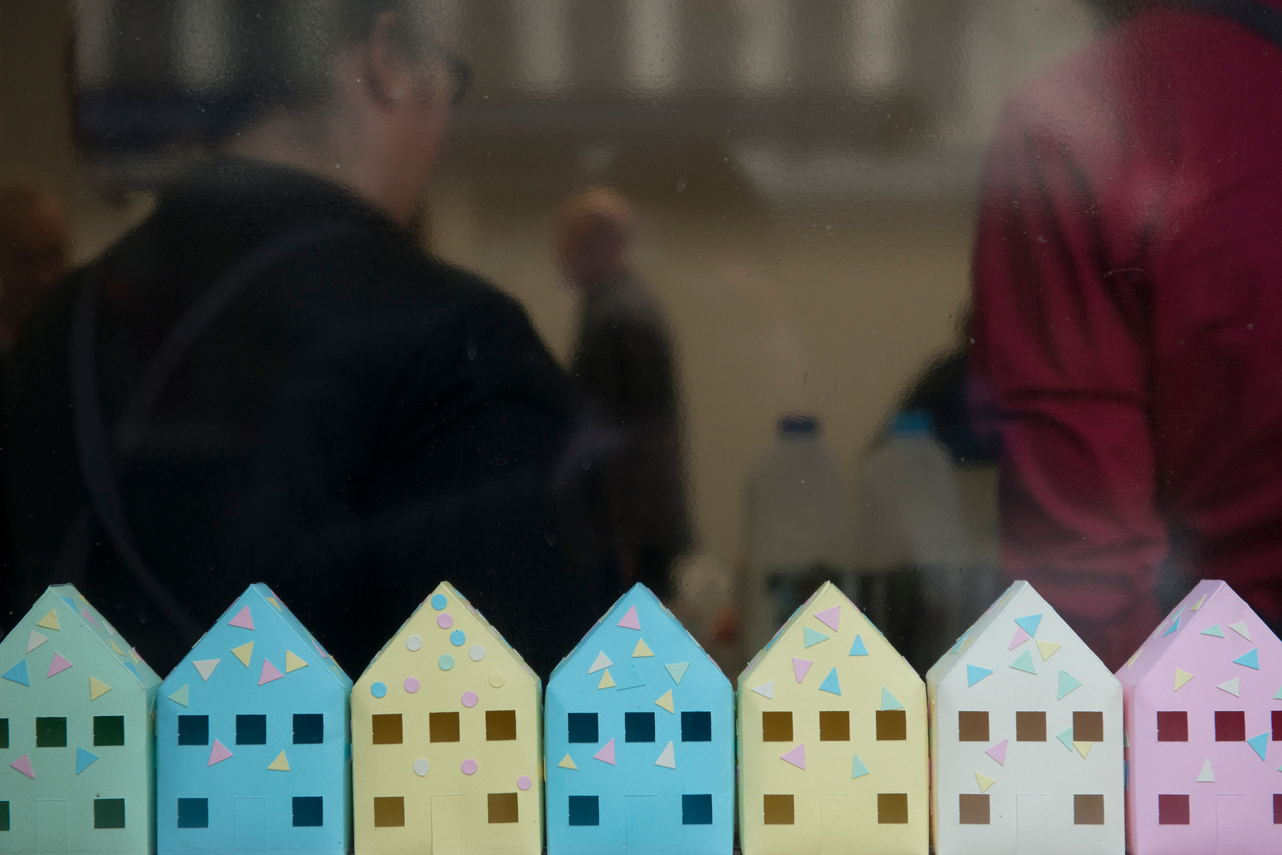 Opening of Homelessness Week at the Melbourne Town Hall attended by Lord Mayor Robert Doyle and Nth Melbourne Football Clubs Jack Zeibell. Paper Houses folded and designed by Michelle Lackenby from Paperazzi Design Studio.