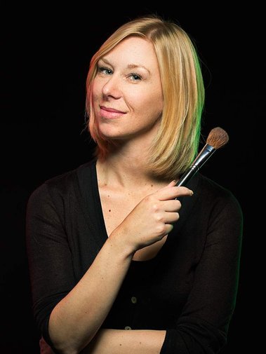 Marie Guerlain Make Up Artist, maquilleuse professionnelle depuis 2014, sur Bordeaux, le bassin d'Arcachon et les Landes.
Maquilleuse qui se déplace sur toute la Gironde.
Makeup Artist passionnée qui travaille sur des tournages, pour des mariages.