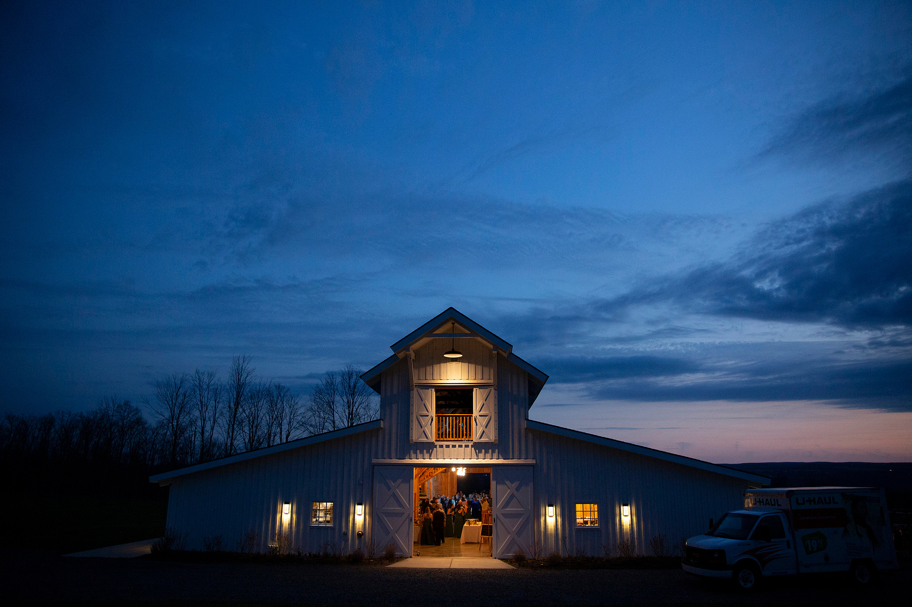Wedding at Dutch Harvest Farm By Kateri Connolly Photography