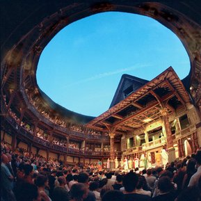 The Globe Theatre. Best performances in the world. Training at LAMDA, London, UK. 