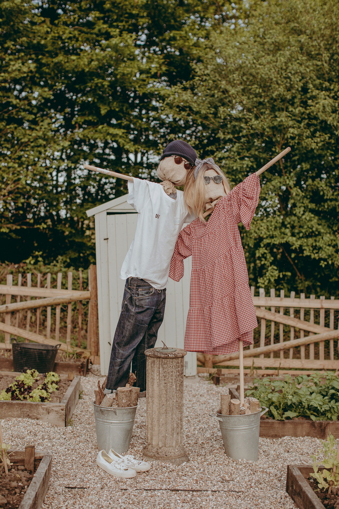 Benenden, Kent wedding photographer. Ceremony at St George's Church Benenden