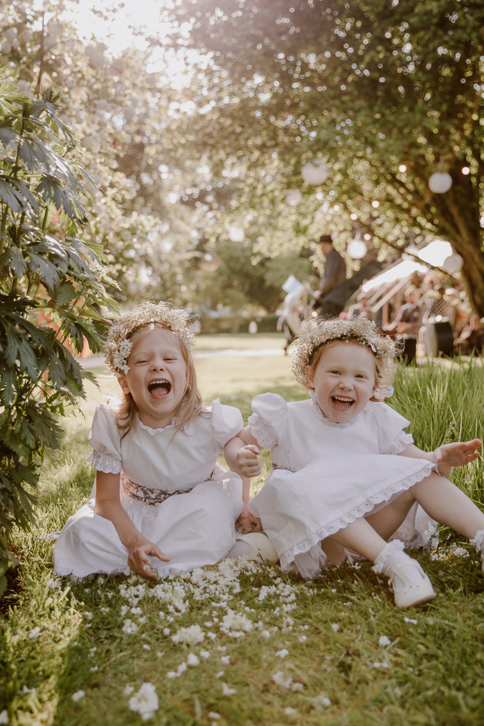 Benenden, Kent wedding photographer. Ceremony at St George's Church Benenden
