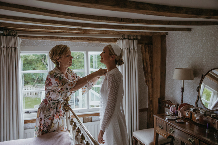 Benenden, Kent wedding photographer. Ceremony at St George's Church Benenden