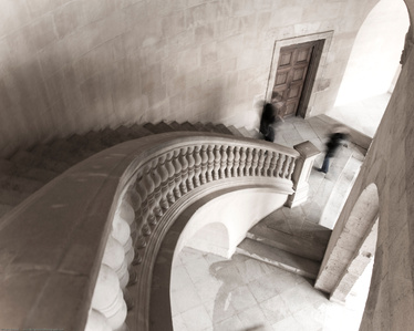 Meetup on Stairs  in Rhoda&amp;amp;amp;#x27;s bull fighting arena 