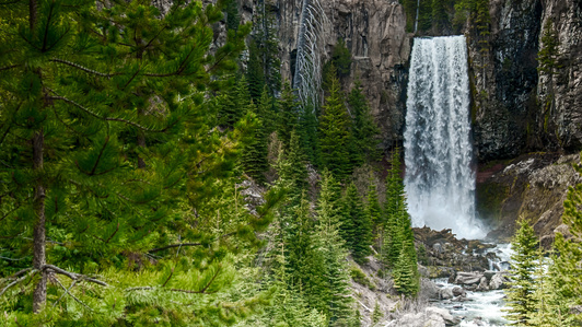 Toketee Waterfall in Oregon