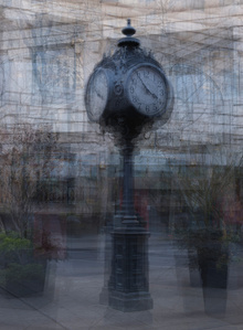 Street clock, Pep Vantosa style, picture in the round, antique clock, antique street clock
