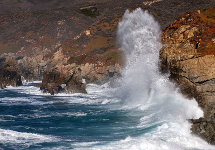 Storm Surf, California coast, big waves, large waves, storm waves