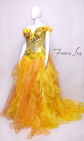 Robe de soirée Fraise au Loup Tutu long Haut couture dentelle