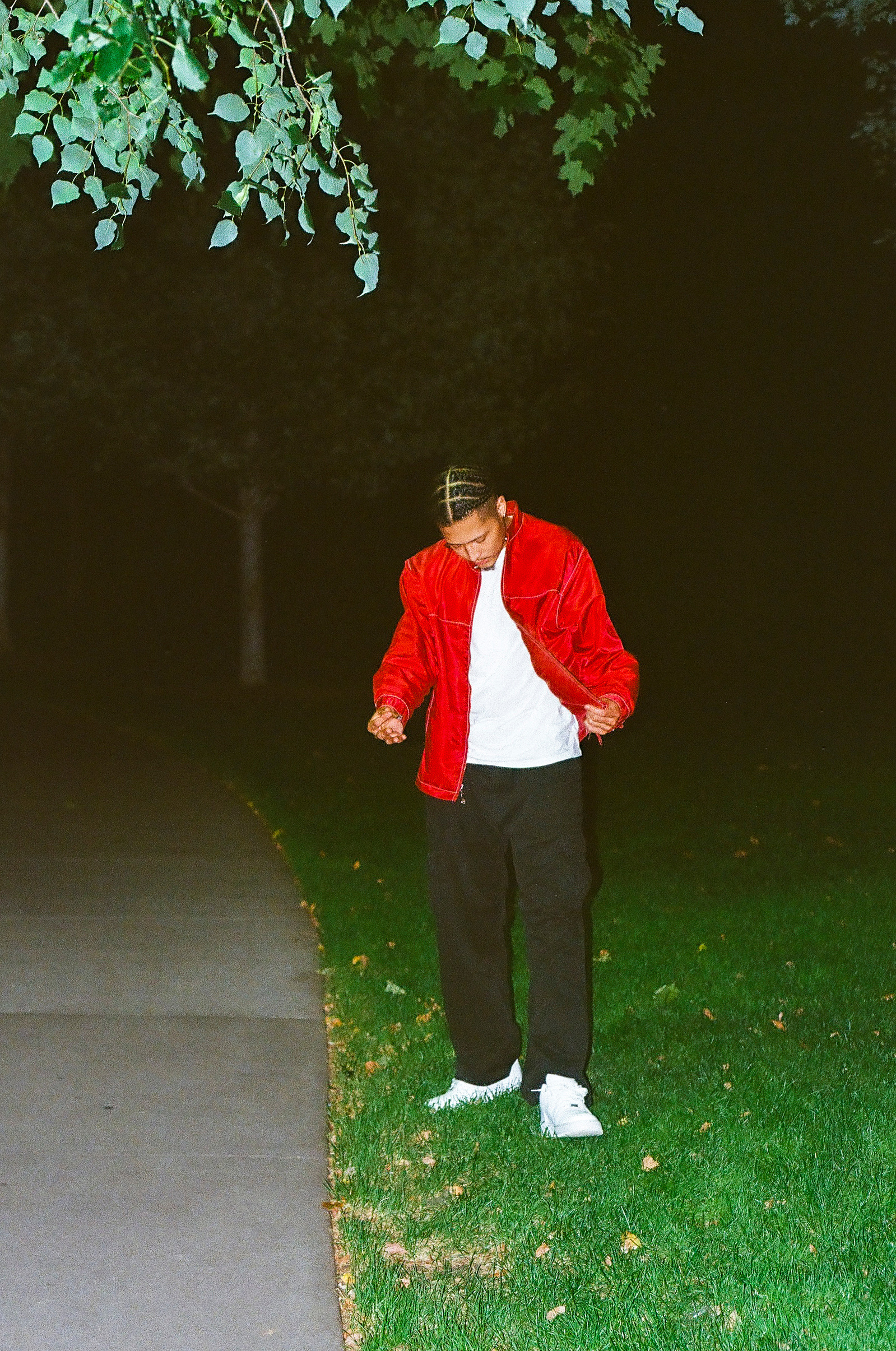 MONEYMITCH - DAEKWAN Behind the Scenes Photos, Music Video Behind the Scenes Photos, xounds of us, skntones, 35mm Film, Shot by Clayton Wiz, MONEYMITCH DAEKWAN, BTS Photos