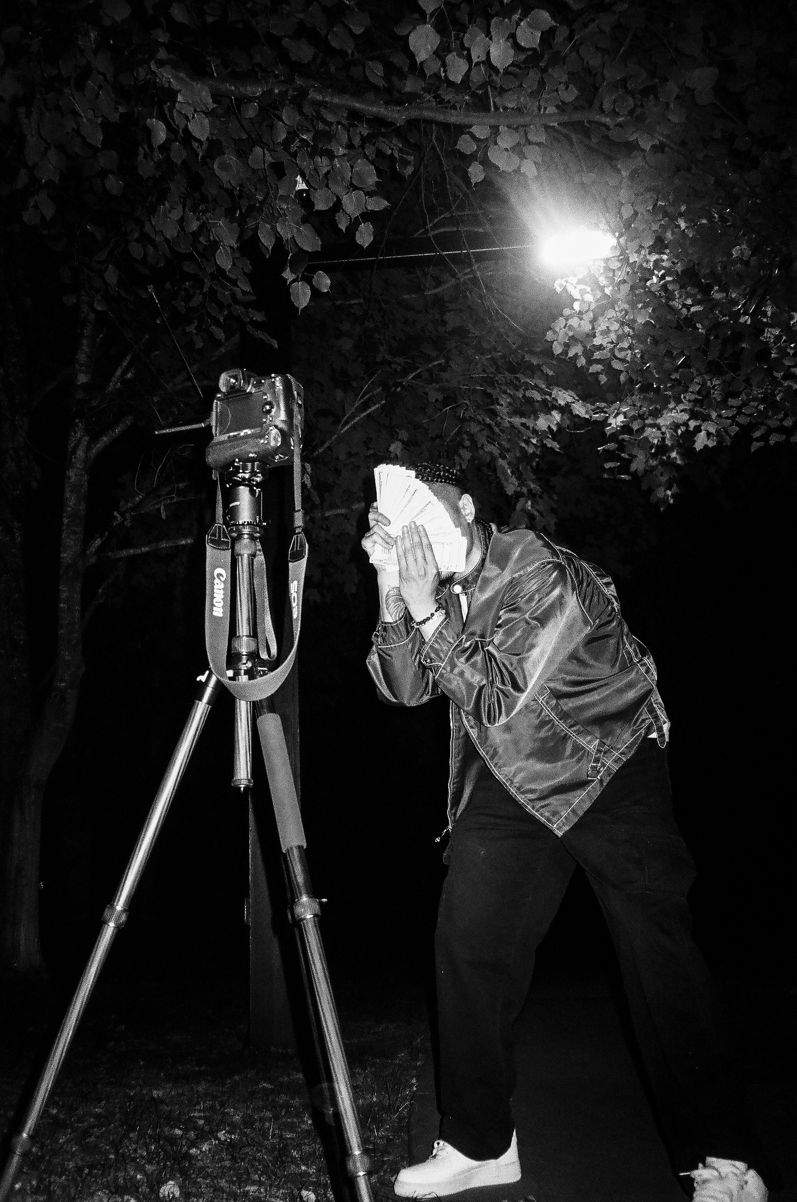 MONEYMITCH - DAEKWAN Behind the Scenes Photos, Music Video Behind the Scenes Photos, xounds of us, skntones, 35mm Film, Shot by Clayton Wiz, MONEYMITCH DAEKWAN, BTS Photos