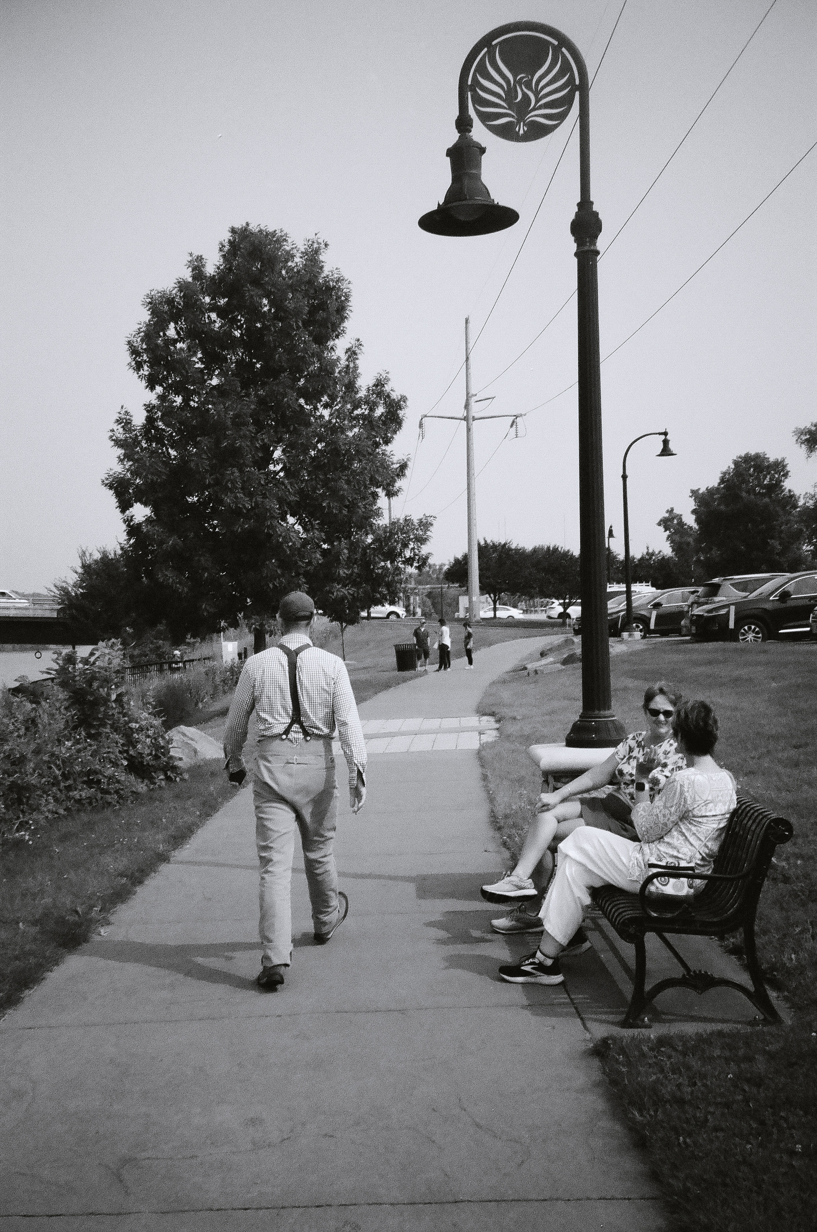 film photography, 35mm film photography, street photography, black and white film photography, Eau Claire, Wisconsin