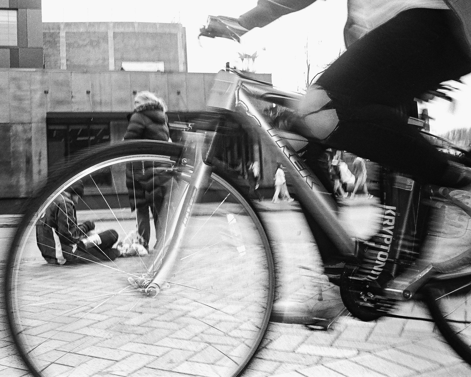 film photography, 35mm film photography, street photography, black and white film photography, Eau Claire, Wisconsin