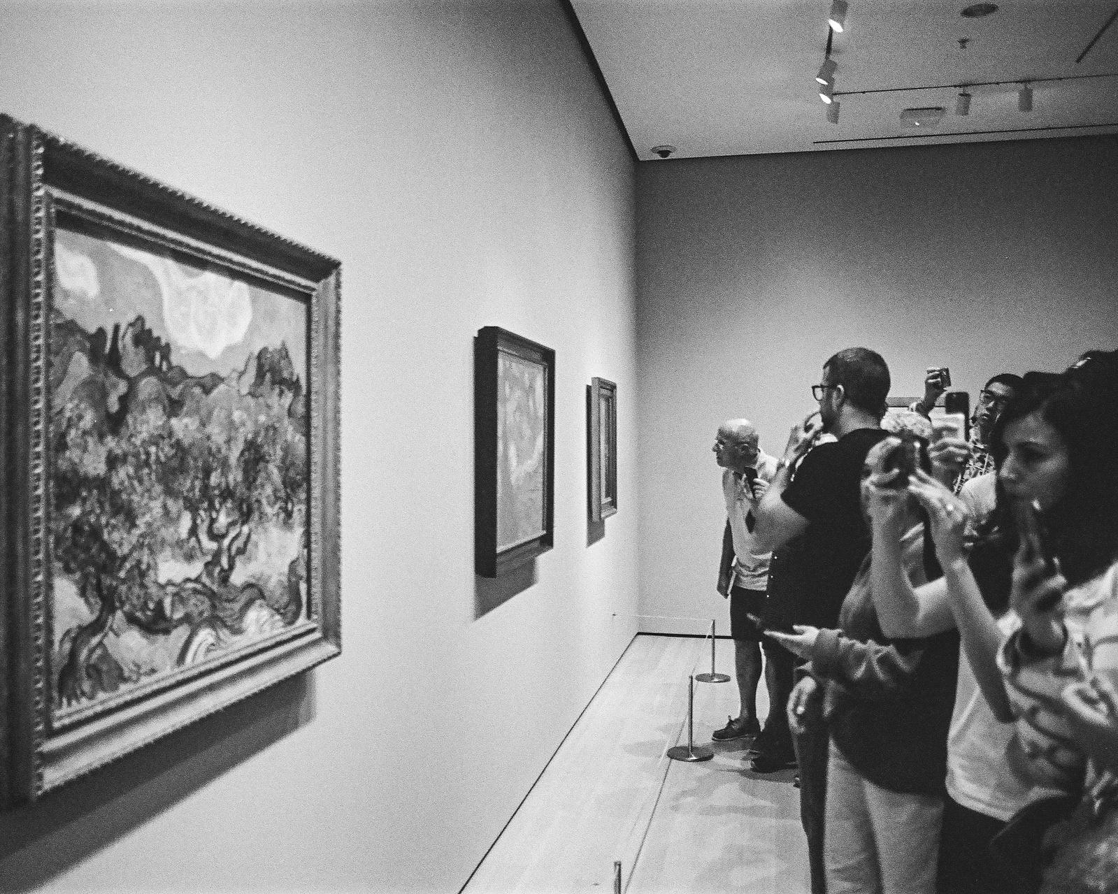 film photography, 35mm film photography, street photography, black and white film photography, New York City, New York, MoMA