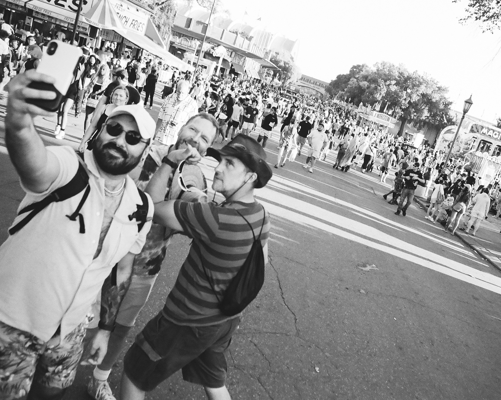 film photography, 35mm film photography, street photography, black and white film photography,  Minneapolis, Minnesota