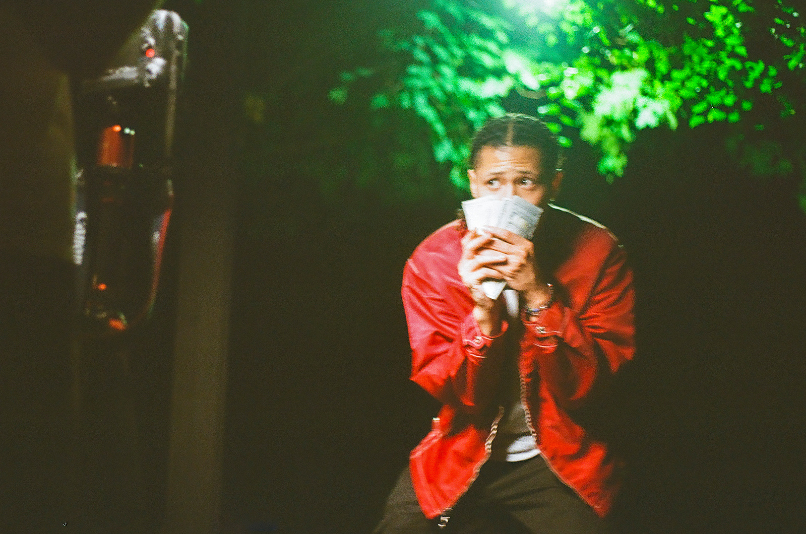 MONEYMITCH - DAEKWAN Behind the Scenes Photos, Music Video Behind the Scenes Photos, xounds of us, skntones, 35mm Film, Shot by Clayton Wiz, MONEYMITCH DAEKWAN, BTS Photos