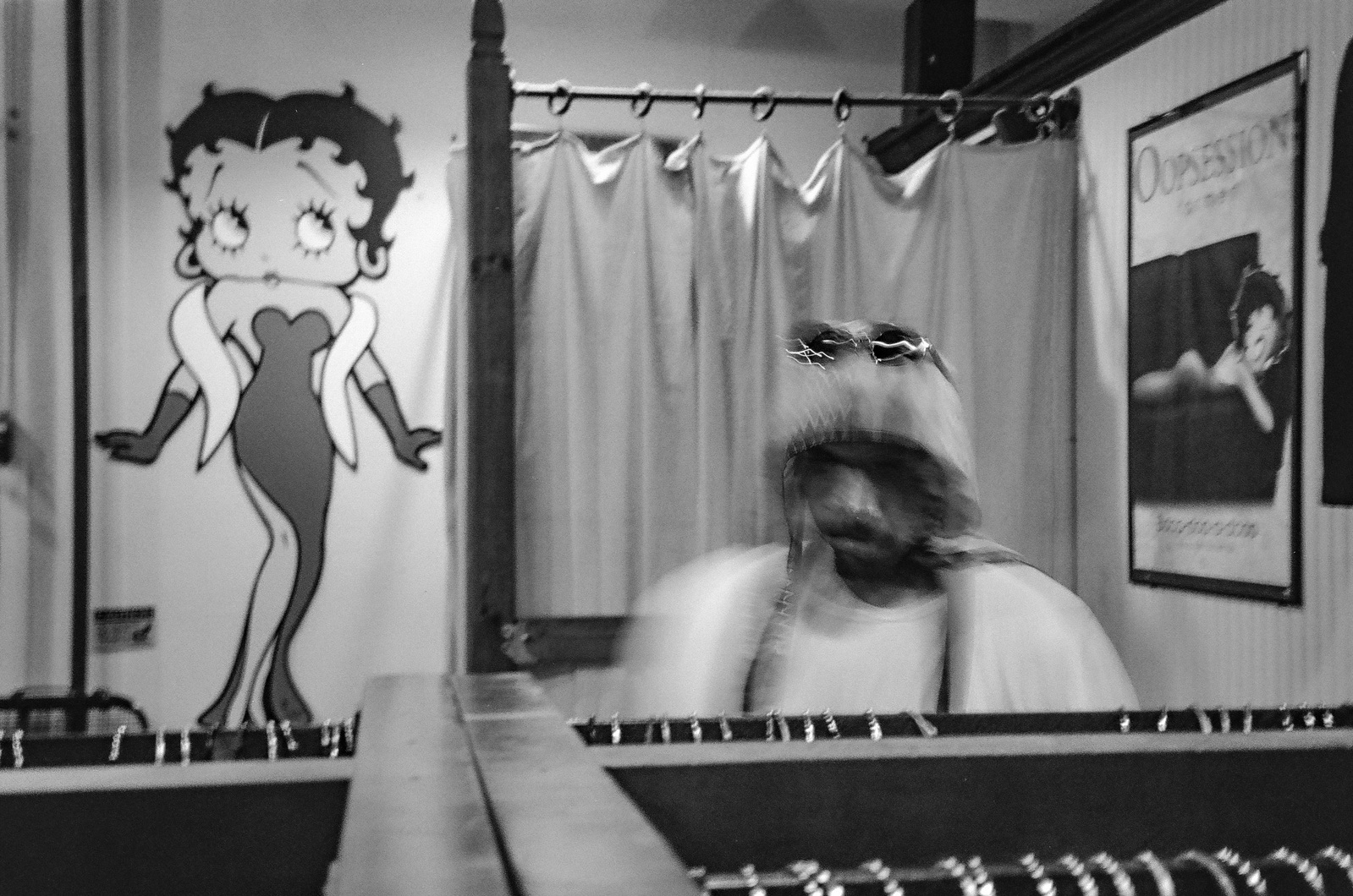 Get to the Point - Rheign, Music Video Behind the Scenes Photos, xounds of us, skntones, Rheign, Get to the Point (prod. benji), Shot by Clayton Wiz, 35mm Film