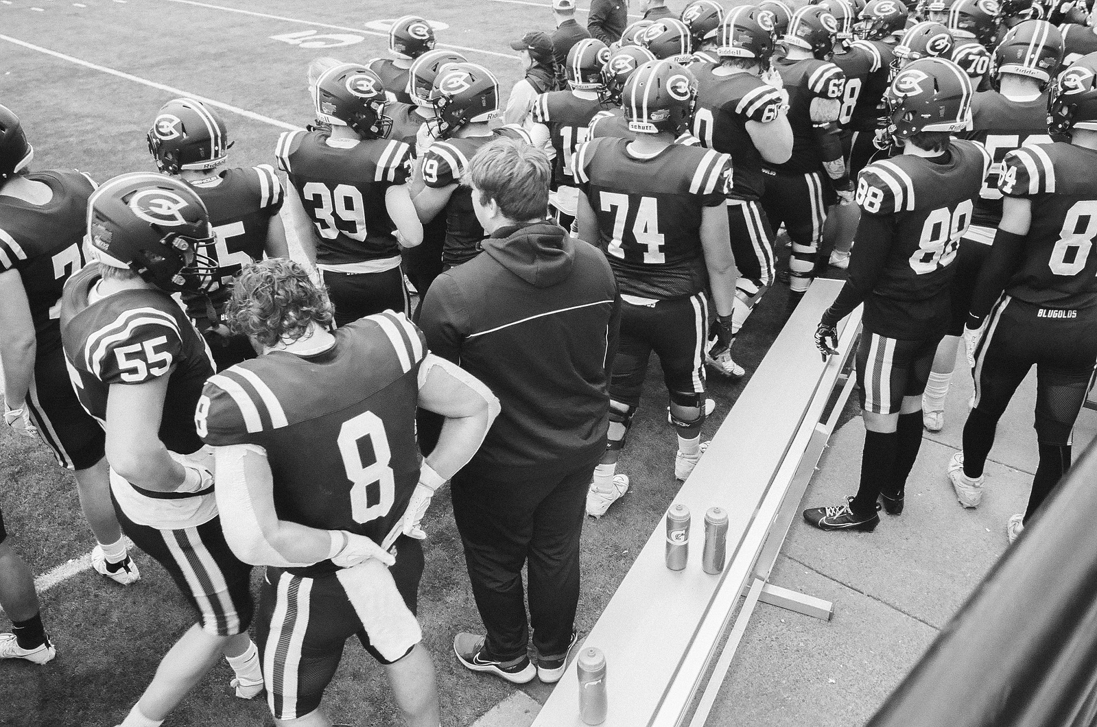 Film photography, 35mm film photography, street photography, sports photography, football, football photography, black and white film photography, University of Wisconsin Eau Claire Blugolds