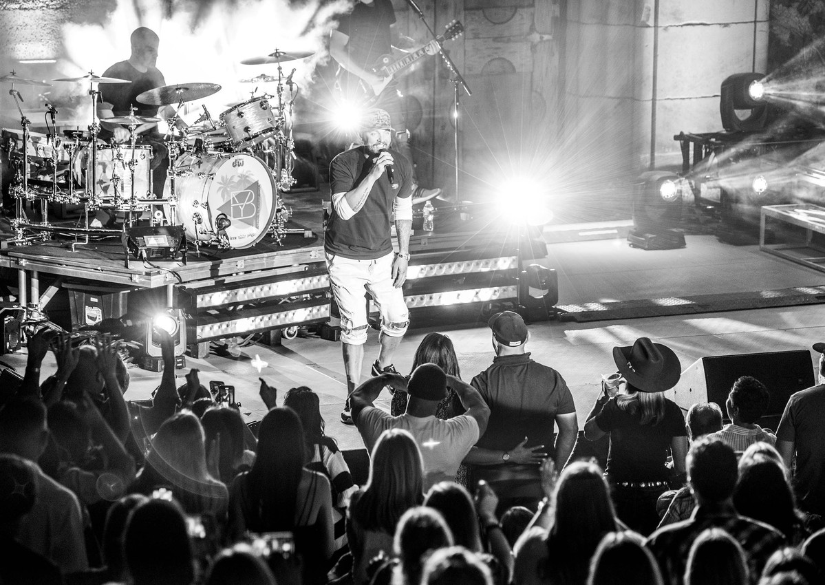 Brett Young - Mountain Winery - Saratoga, CA