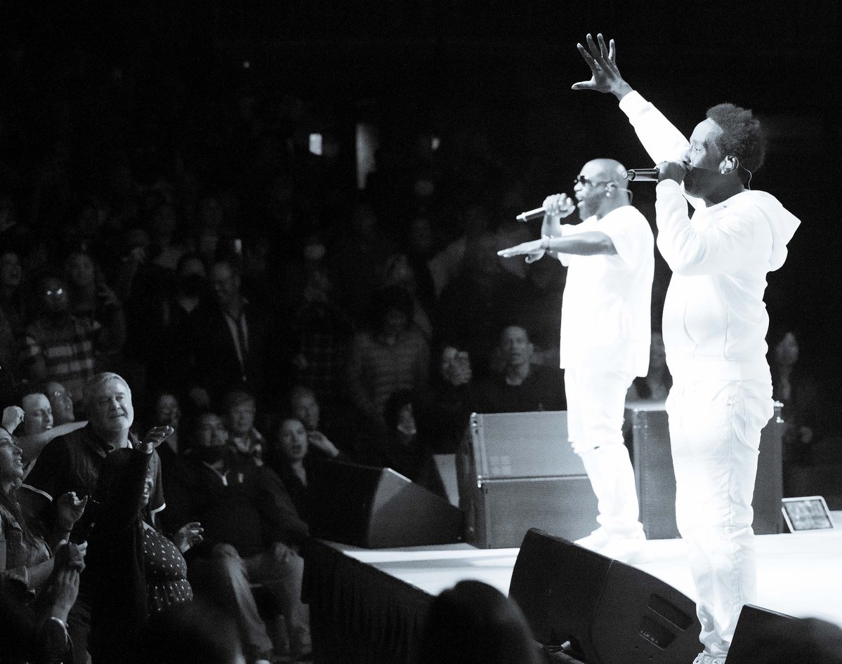 Boyz II Men - Mountain Winery - Saratoga, CA