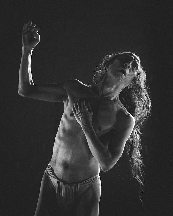 Master Japanese Butoh artist performer dancer Atsushi Takenouchi during his work HANA Photographed by Australian Butoh dance photographer Darren Gill