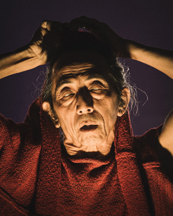 Master Japanese Butoh artist performer dancer Atsushi Takenouchi during his work HANA Photographed by Australian Butoh dance photographer Darren Gill