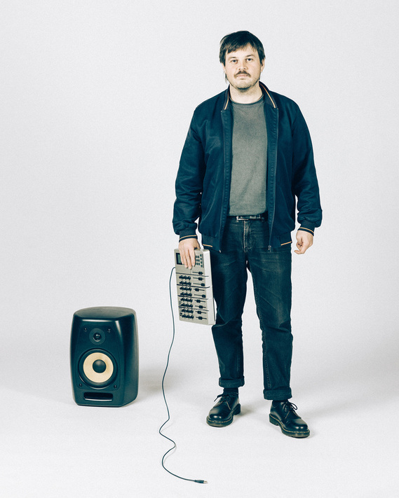 Electronic music artist Jack Palmer for Axon by Speak Percussion Bespoke Artists at Darebin Arts Centre for Darebin Arts SpeakEasy. Art music photography by Melbourne music photographer Darren Gill
