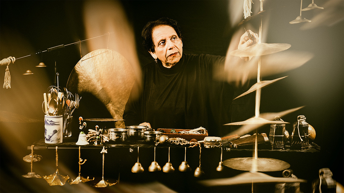 Experimental improvisational artist Dure Dara for Percussion, Conversation, Degustation by Speak Percussion at La Mama Theatre. Art music documentation by art music photographer Darren Gill