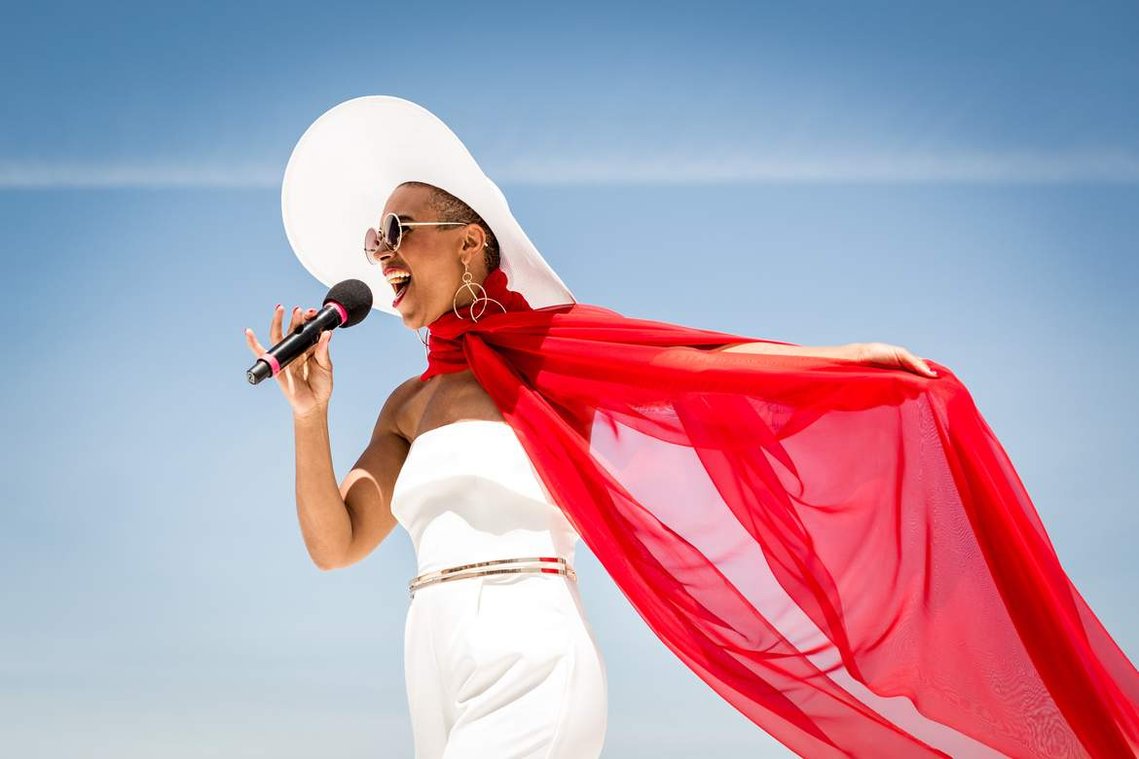 Mumm Champagne entertainer Sheba Williams performing at the Melbourne Cup carnival at the Mumm Yacht Club
