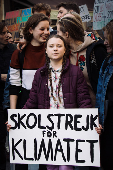 Greta Thunberg, à Paris le 22 février, venue soutenir la marche de la jeunesse pour le climat.
#climat #Ecologie #ecology #environnement #étudiants #france #lycéens #manifestation #Paris #photography #politique #protest #social #streetphotography #studen