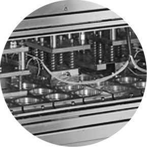 foil sealing and cutting system
